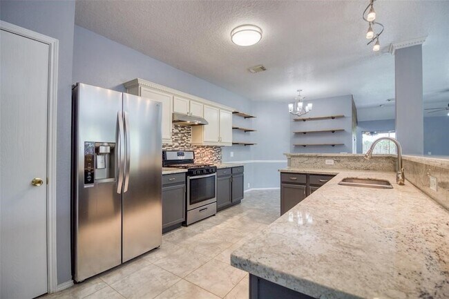 Building Photo - 21222 Somerset Park Ln