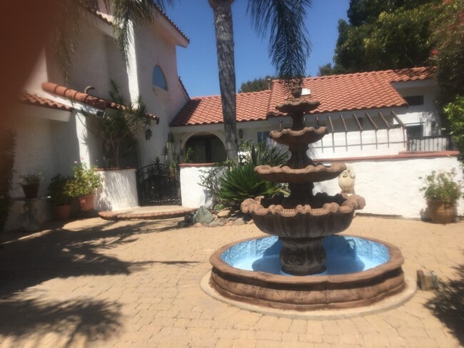 Building Photo - 2308 Canyon View Rd