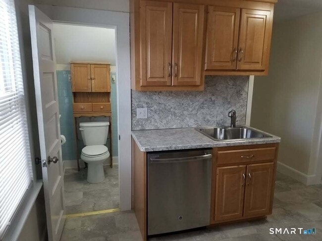 Building Photo - 51 Wallace Row