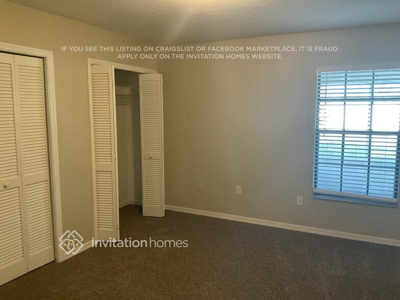 Building Photo - 2388 Sweetwater Blvd