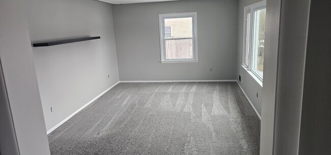 Building Photo - 7501 Walnut Ave