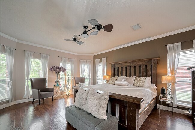 Building Photo - 18914 Hikers Trail Dr