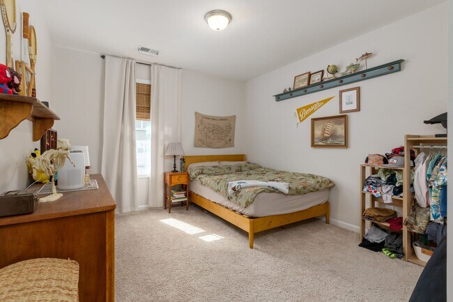 Building Photo - Beautiful, Almost New Home Located in The Desirable Elgin, SC