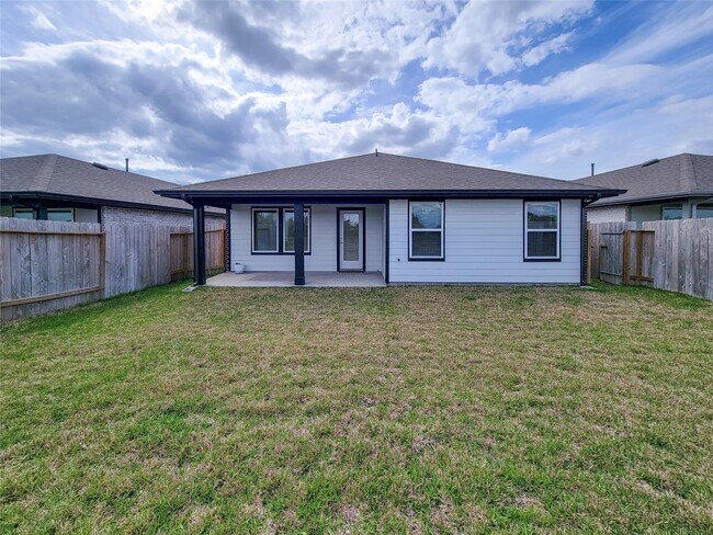 Building Photo - 7015 Halifax Harvest Ln