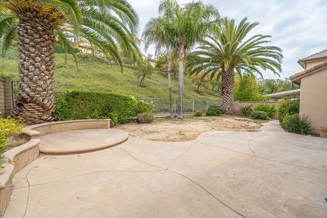 Building Photo - 26149 Shadow Rock Ln