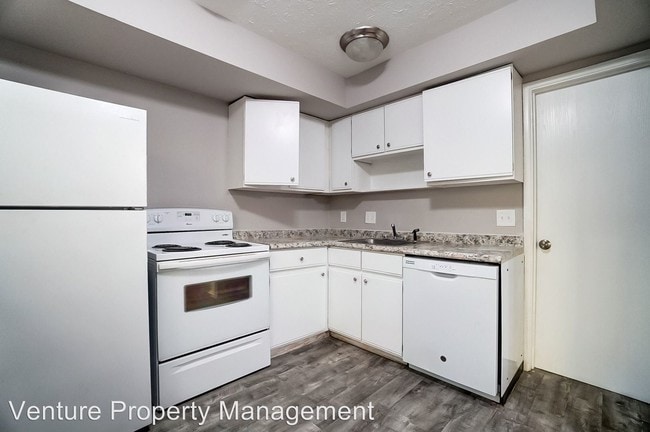 Building Photo - 4 br, 2 bath Apartment - 1740 Bising Ave