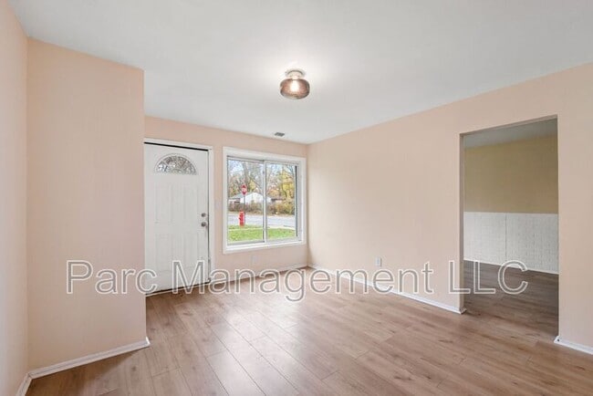 Building Photo - 15914 Dacosta St