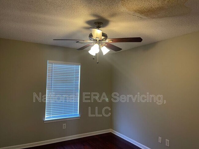 Building Photo - 703 Addy Cove