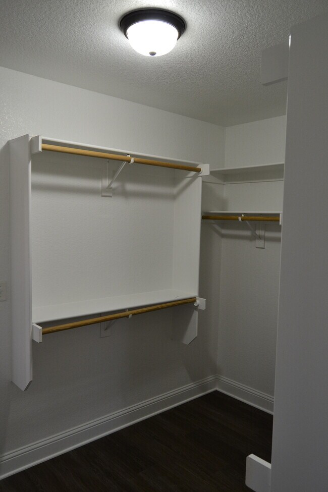 Building Photo - 1700 Been Rd