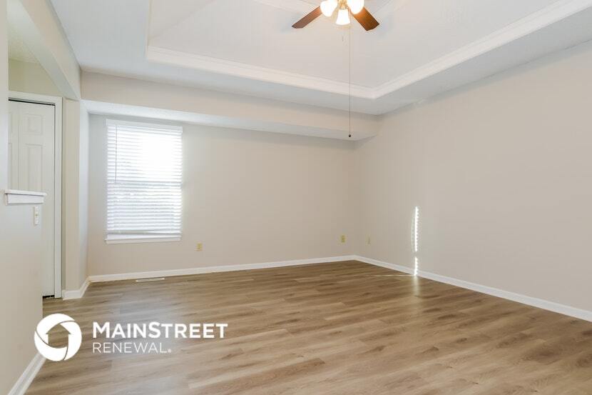 Building Photo - 713 SW Nelson Dr