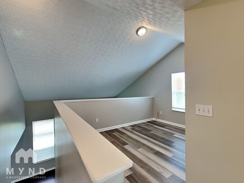 Building Photo - 2179 Balais Ct