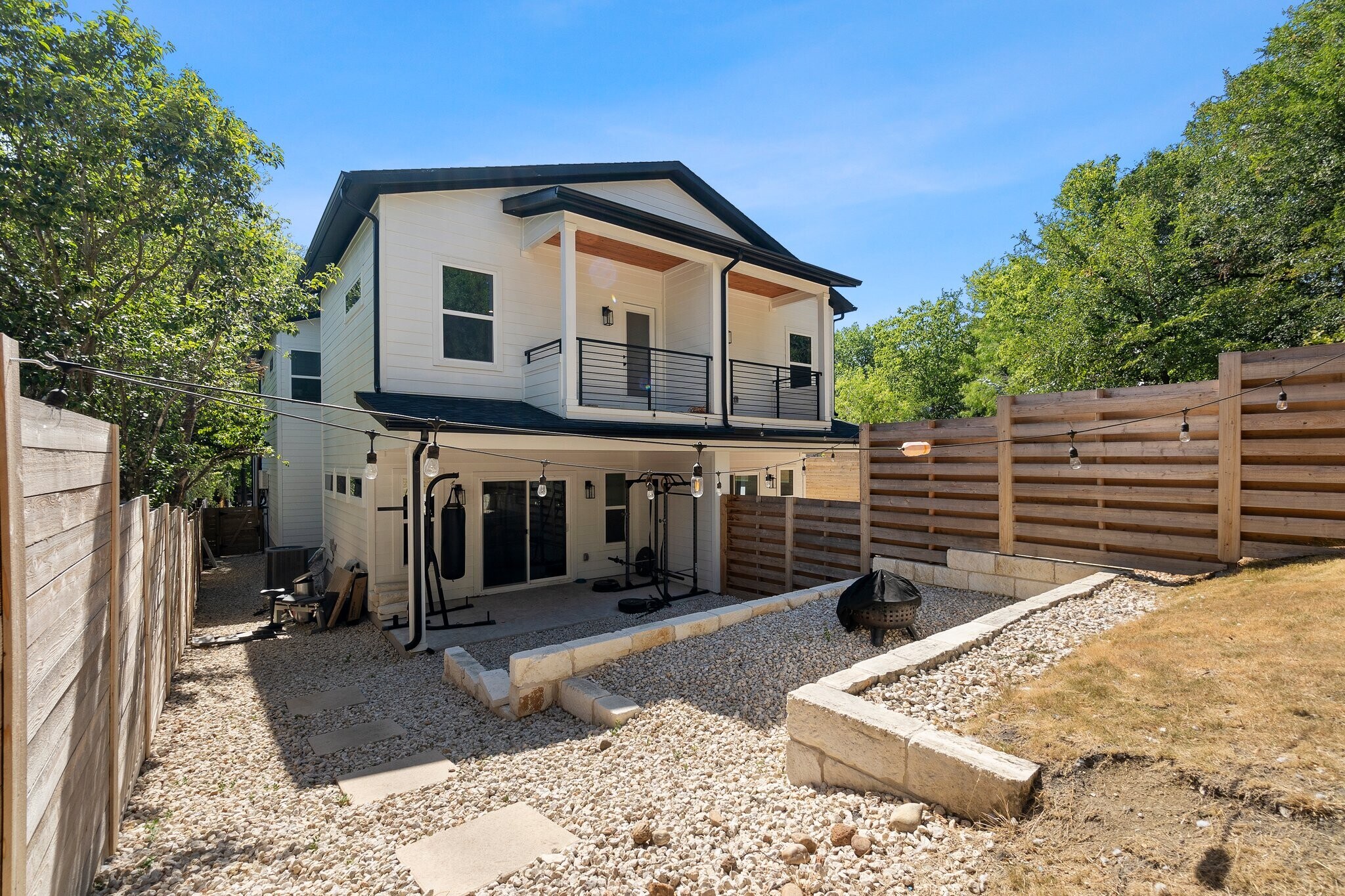 Building Photo - 1409 Greenwood Ave