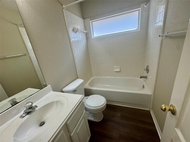 Building Photo - 3617 Roller Crossing