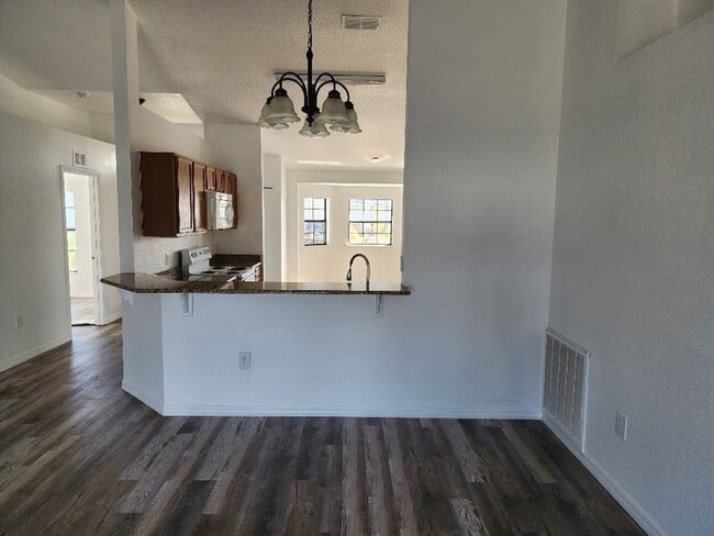 Building Photo - 4521 Magnolia Preserve Ln