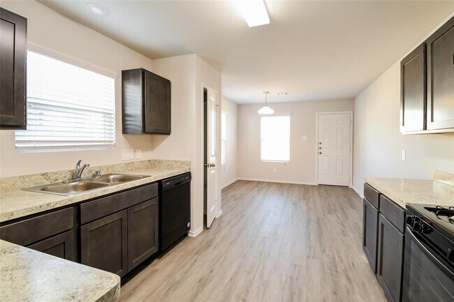 Building Photo - 4823 Giant Sequoia Way