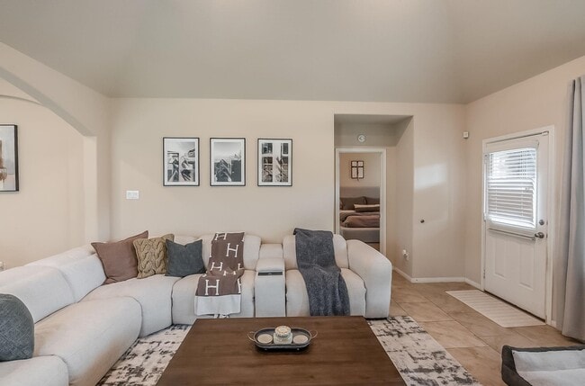 Building Photo - 23426 Tirino Shores Dr