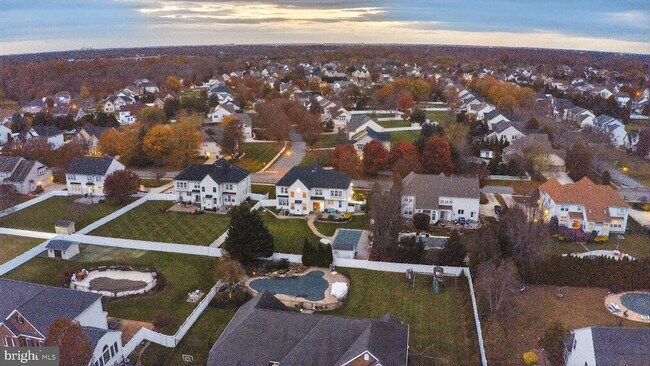 Building Photo - 20 Jasmine Rd