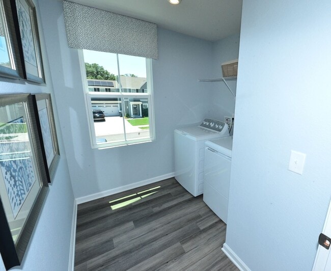 Building Photo - Model Home!