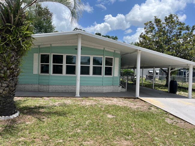 Building Photo - 4534 Charter St