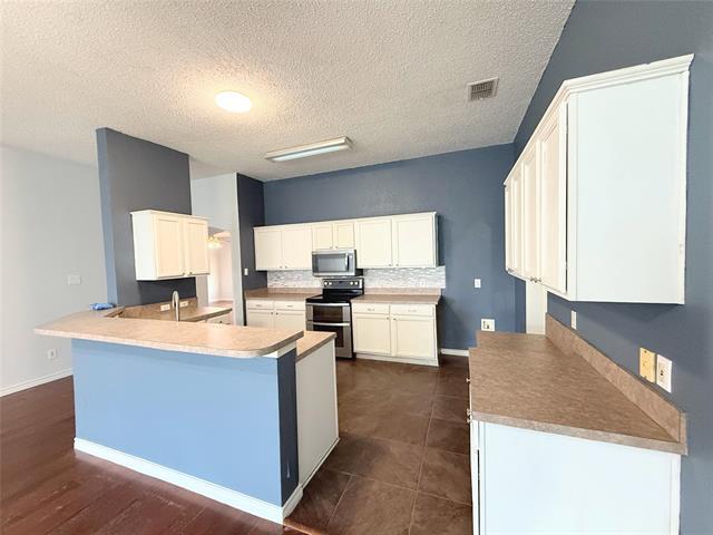 Building Photo - 4275 Cave Cove Ct
