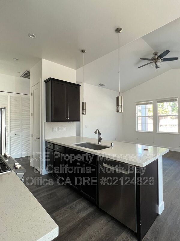 Building Photo - 1167 Mark West Springs Rd