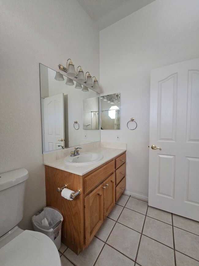 Building Photo - Unfurnished, 1-Year Long-Term Rental