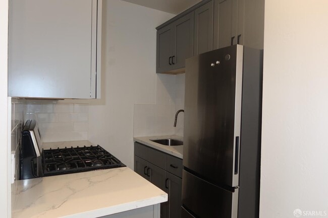 Building Photo - 3315 Steiner St