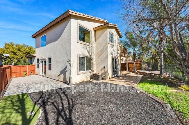 Building Photo - 30783 Medinah Way