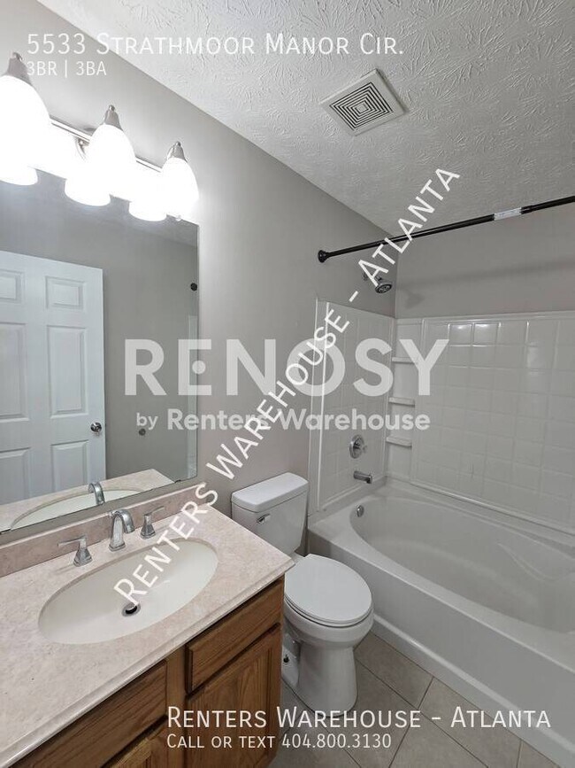 Building Photo - 5533 Strathmoor Manor Cir