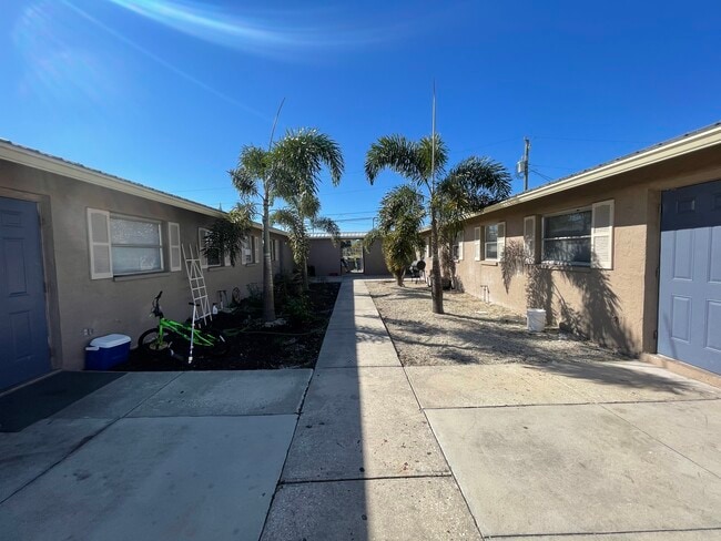 Building Photo - 16890 Carmen Ave