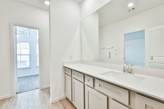 Building Photo - 582 Dry Fork Ln