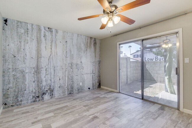 Building Photo - Modern 3 BD 2 BA Home on Mesa/Chandler/Tempe Border!