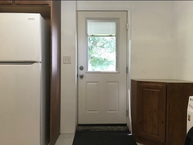 Building Photo - 209 W 500 N