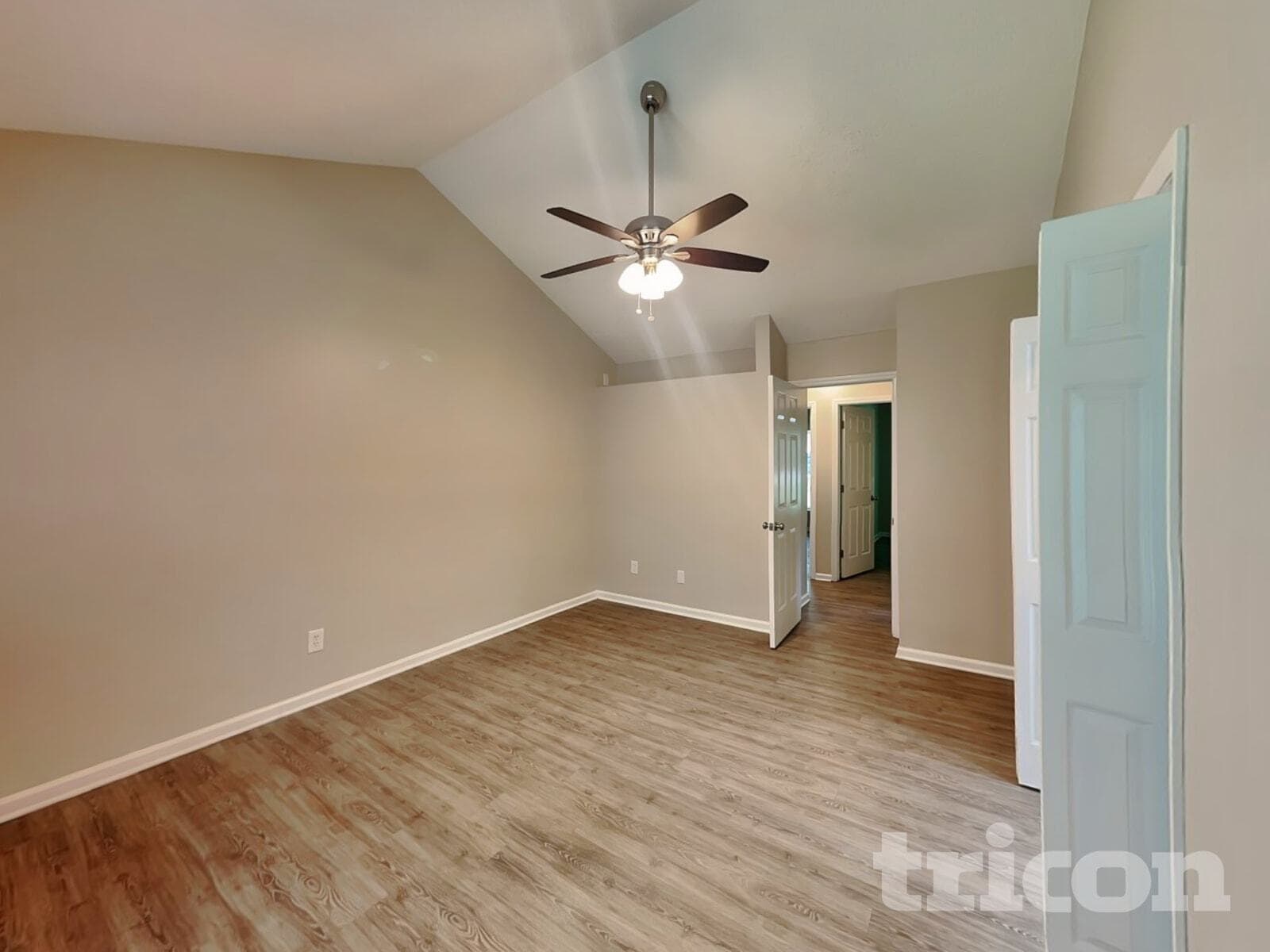 Building Photo - 3617 Rosedown Dr