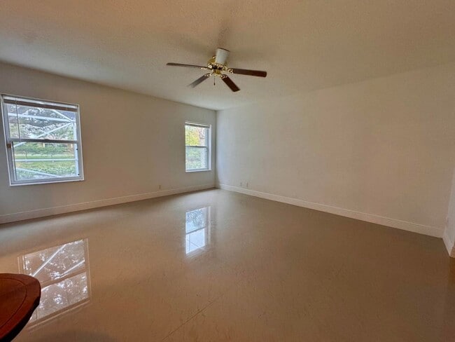 Building Photo - 1132 Hatteras Cir