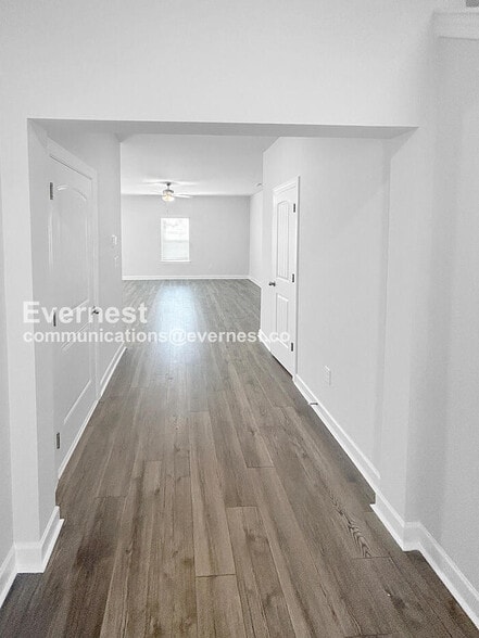 Building Photo - 2312 Valverde Wy