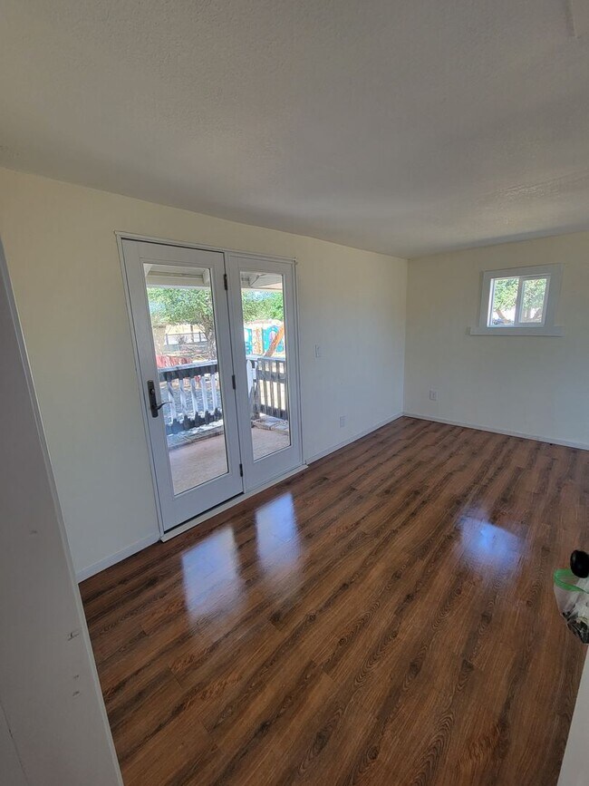 Building Photo - 1 bedroom 1 bath