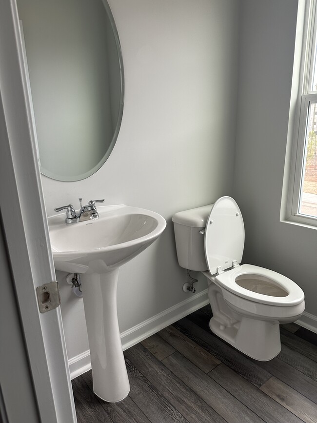 Building Photo - 1104 Crossvine Trl