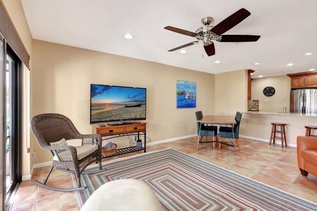 Building Photo - 2299 Treasure Isle Dr