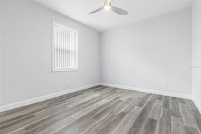 Building Photo - Beautiful new home for rent !