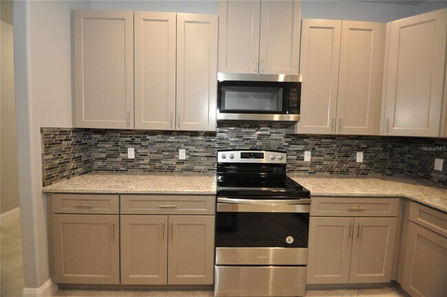 Building Photo - 24 Prosperity Ln