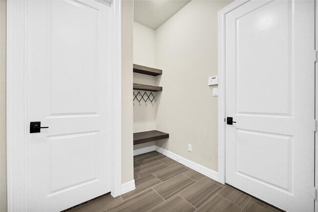 Building Photo - 4834 Canyon Shore Dr