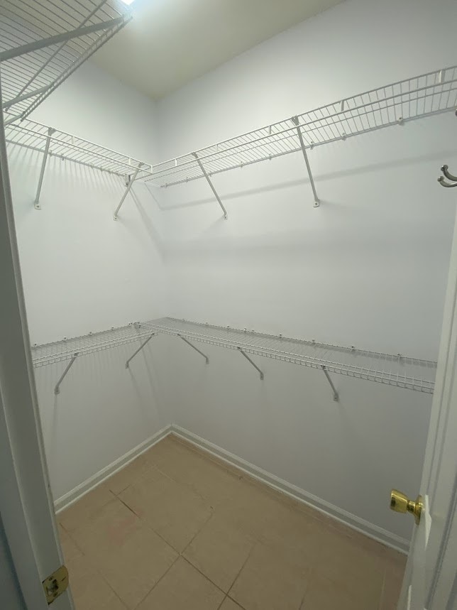 Building Photo - 421 Emerson Dr