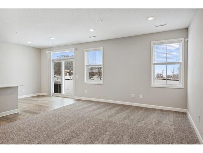 Building Photo - 9482 4th St N