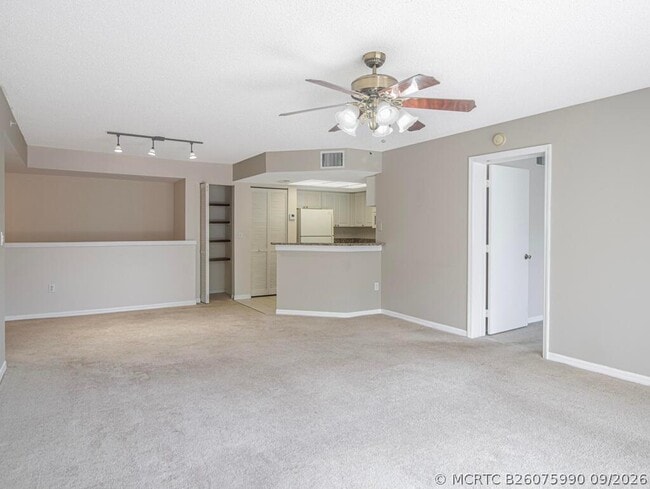 Building Photo - 500 Crestwood Ct N