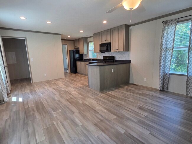 Building Photo - 5791 Portside Ct