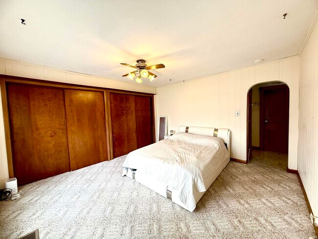 Building Photo - 12674 245 Rd