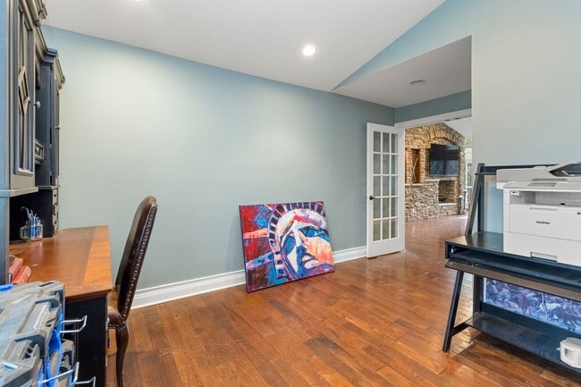 Building Photo - Stunning 5-Bed, 4.5-Bath Custom Home on Du...