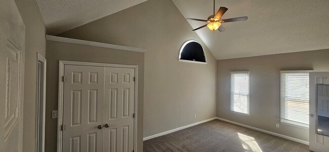 Building Photo - Beautiful, Hard to Find 4br/2.5ba in Cary! Available Now!