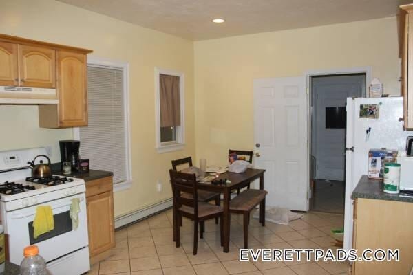 Building Photo - 161 Union St